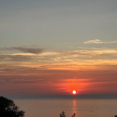 Appartement Terrasse Face Mer ヴィレルヴィル エクステリア 写真